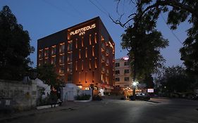 Plenteous Inn